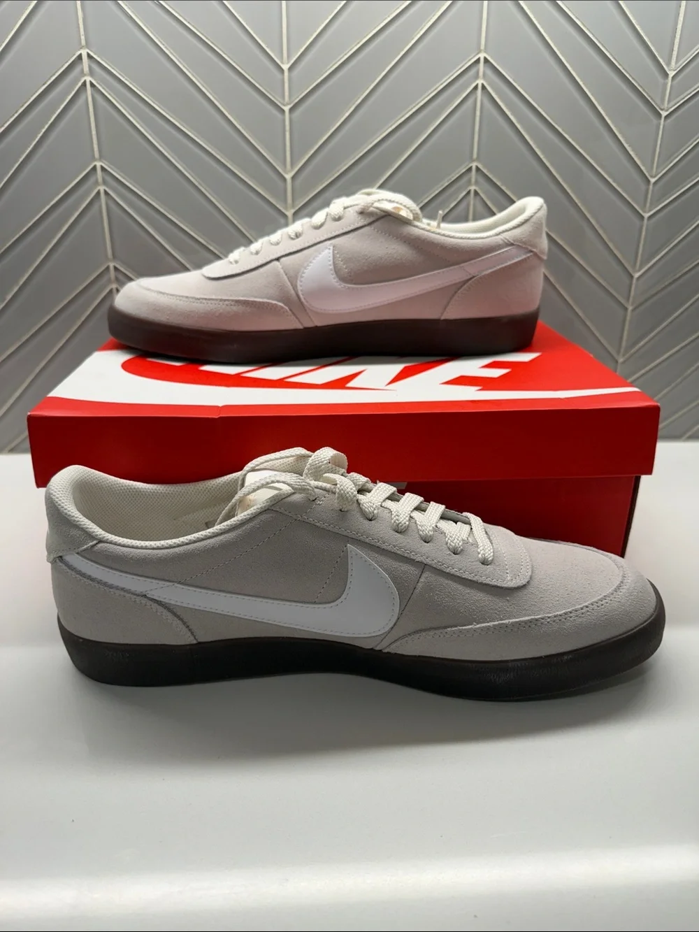 Nike Men’s Killshot 2 Gray Suede Sneakers with White Swoosh and Dark Gum Sole